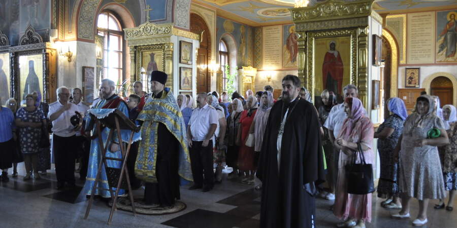 Пребывание иконы Божией Матери в Спасо-Преображенском соборе