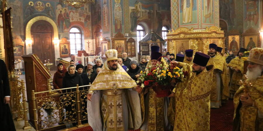 Епископ Губкинский и Грайворонский Софроний